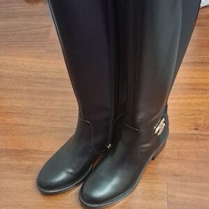 Tommy Hilfiger Dark Brown Leather Boots